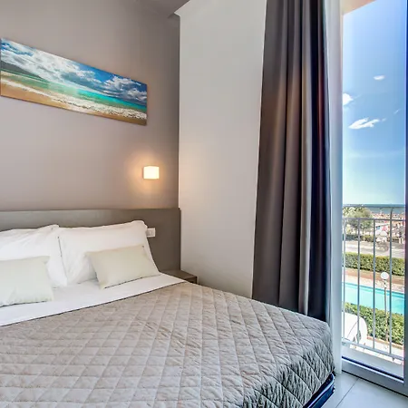 Hotel Augustea
