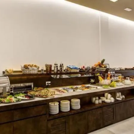 Hotel Augustea 3*