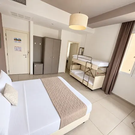 Augustea Hotel 3*