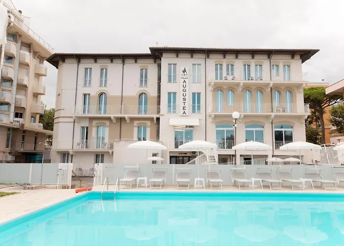 Hotel Augustea 3*