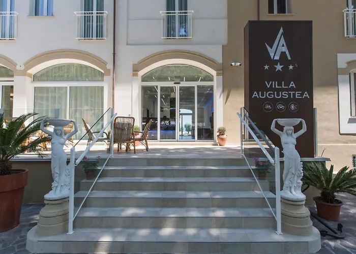 Augustea Ξενοδοχείο 3*