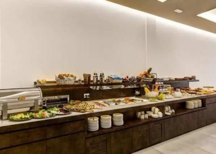 Hotel Augustea 3*
