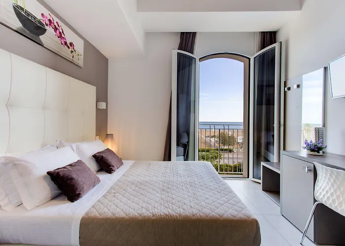 Hotel Augustea